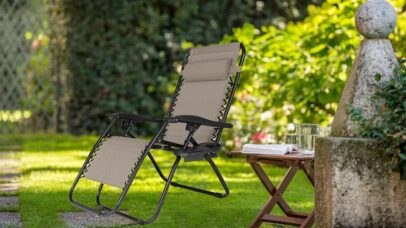 Skladacie záhradné relaxačné kreslo, béžové