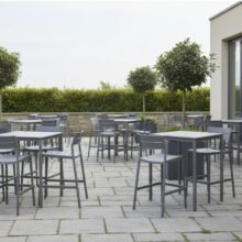 TERRAZZA BAR 80×80 barový stôl, tmavosivá
